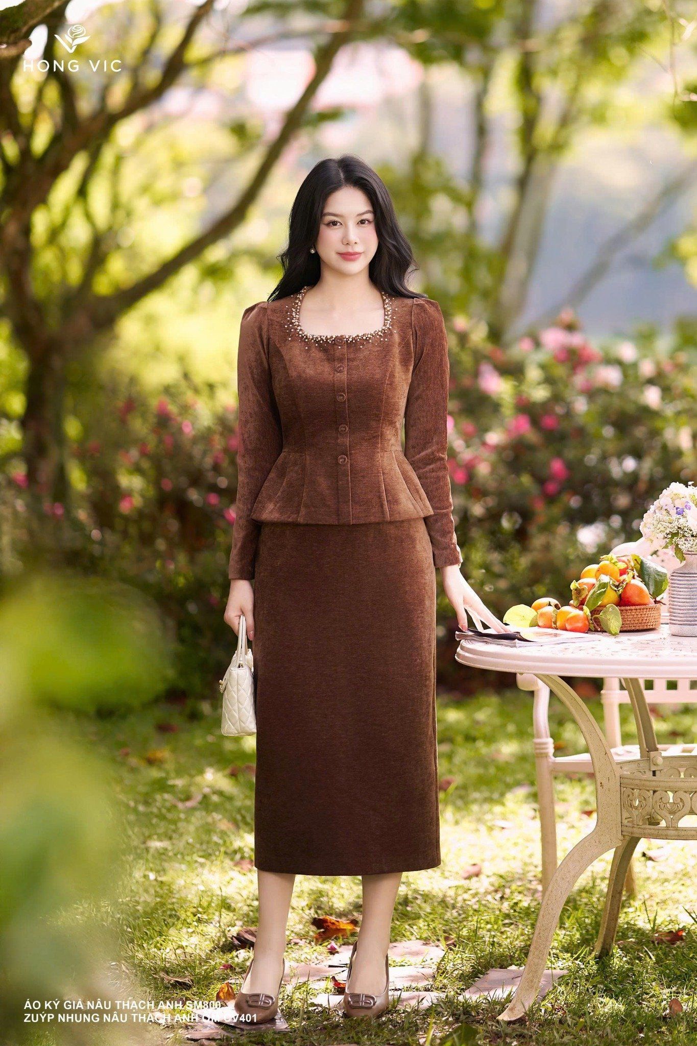 Zuýp nhung nâu thạch anh ôm CV401