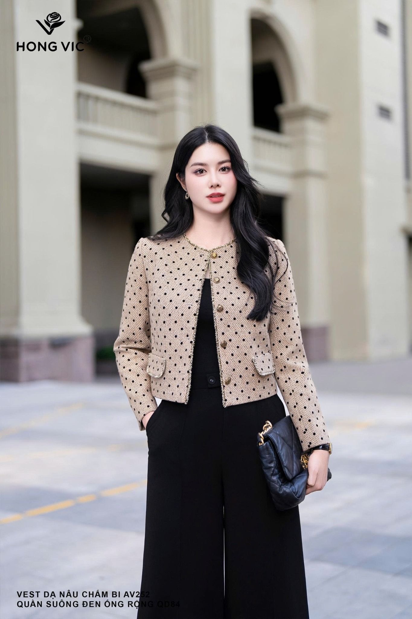 Vest dạ nâu chấm bi AV252