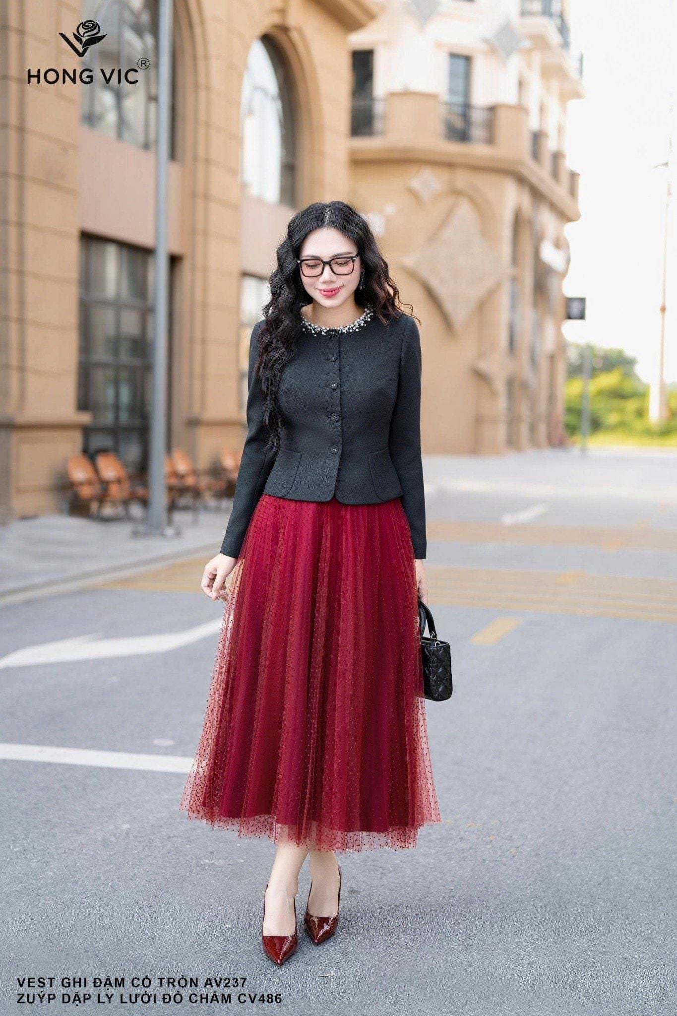 Vest ghi đậm cổ tròn AV237