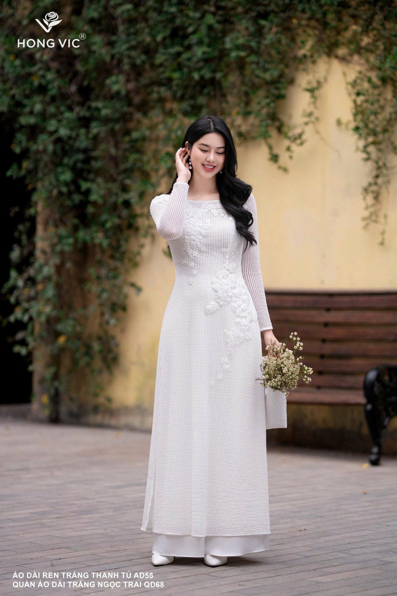 Áo dài ren trắng thanh tú AD55