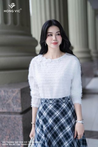 Áo trắng tay dơi cổ tròn SM552