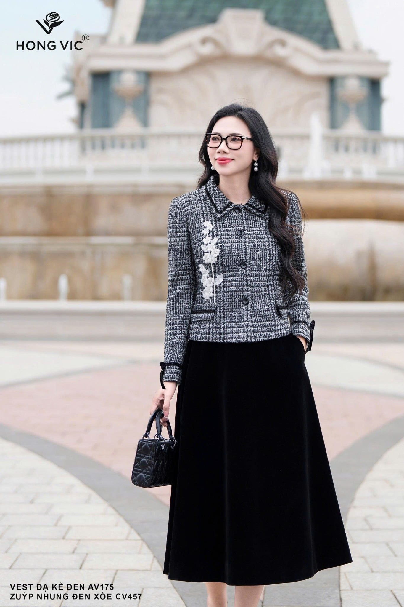 Vest dạ kẻ đen AV175