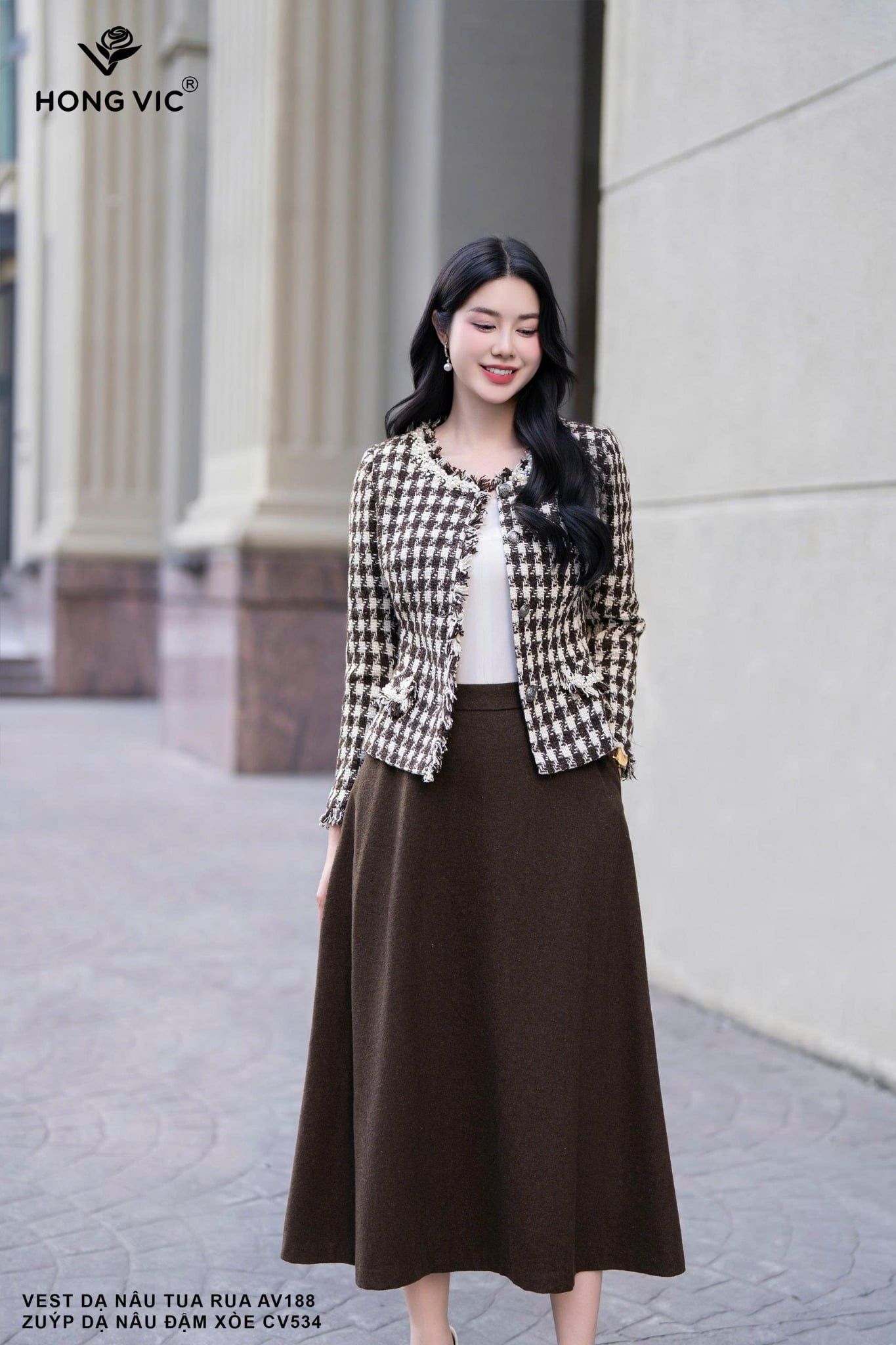 Zuýp dạ nâu đậm xòe CV534