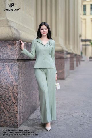 Vest xanh cốm cổ tim AV251