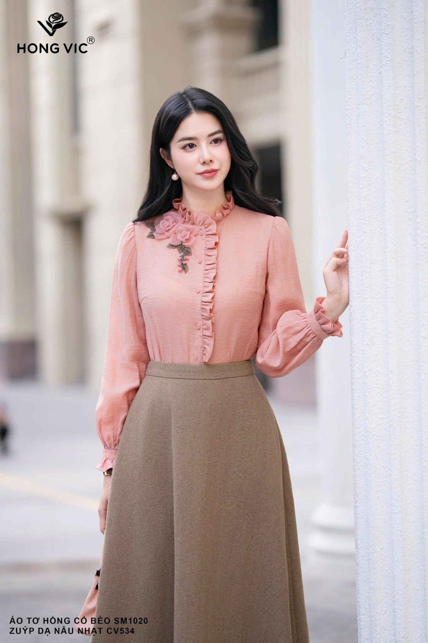 Áo tơ hồng cổ bèo SM1020