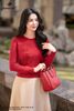 Áo len đỏ đính hoa thủy tiên AL08