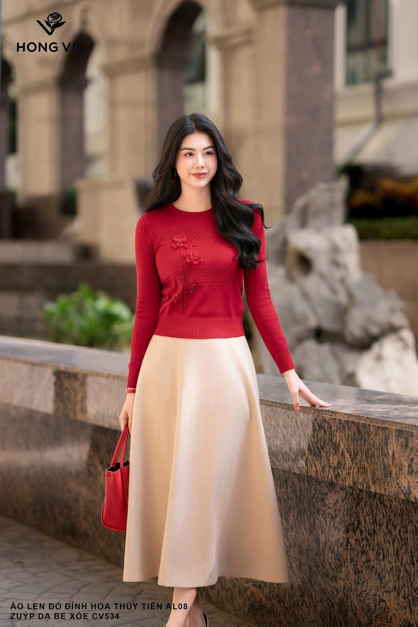 Áo len đỏ đính hoa thủy tiên AL08