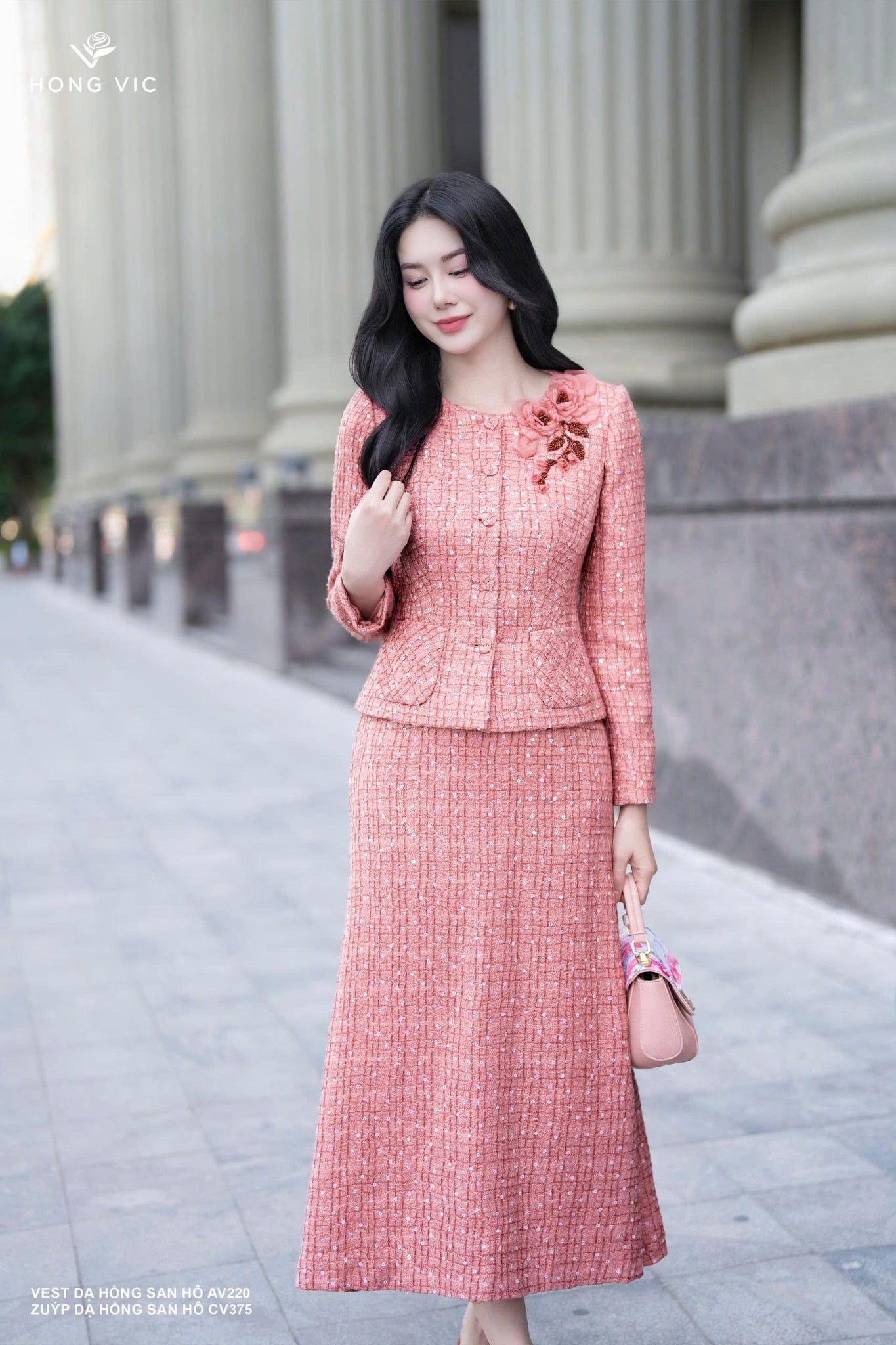 Vest dạ hồng san hô AV220