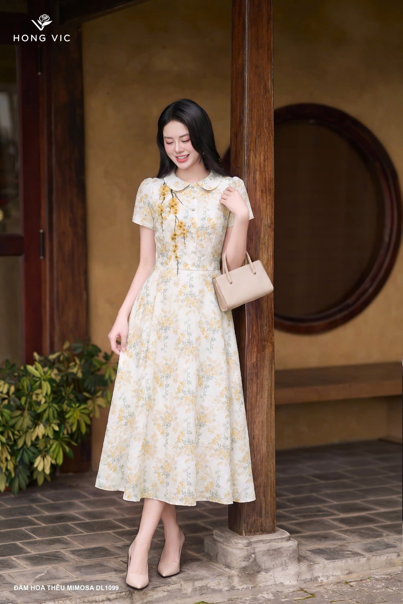 Đầm hoa thêu mimosa DL1099