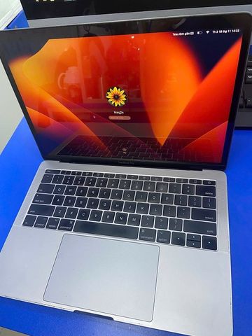 Laptop Macbook Pro A1708 2017 Cũ giá rẻ đẹp 98%