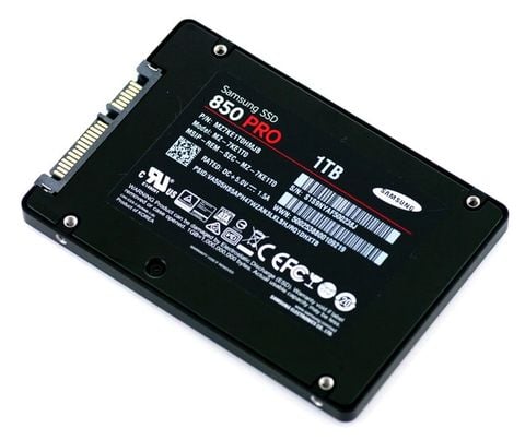 Thay SSD M2 Sata 128Gb (đã bao gồm công)