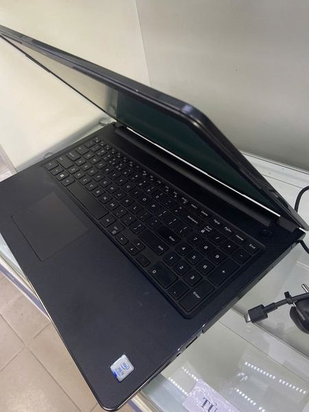 Laptop Dell Inspiron 15 3576 Cũ giá rẻ đẹp 98%