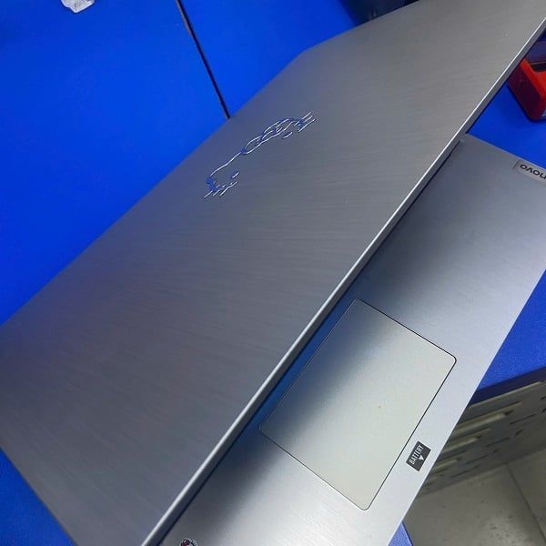 Laptop Lenovo Ideapad 3 15IML05 Cũ giá rẻ đẹp 98%