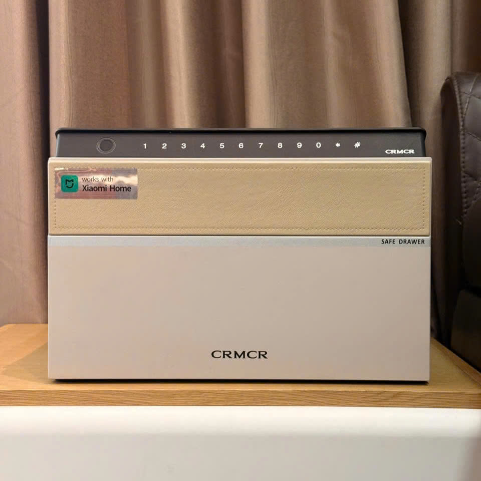 Két Sắt Mini Xiaomi CRMCR 22MN – Nhỏ Nhưng Khóa Và Công Nghệ Quá Khác Biệt