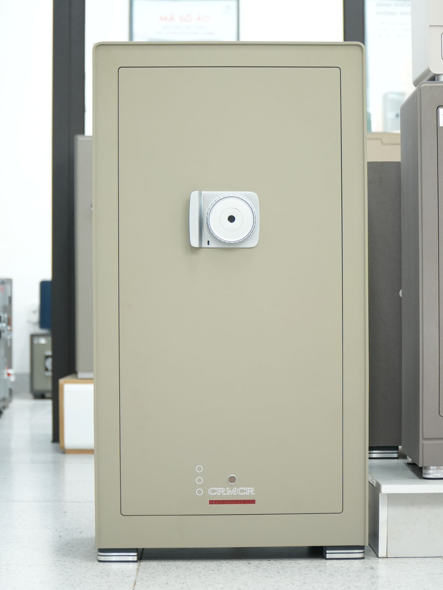Két Sắt Nhập Khẩu CRMCR 100MB Thép Dày 10 Ly Chống Phá, Cảnh Báo Qua Điện Thoại
