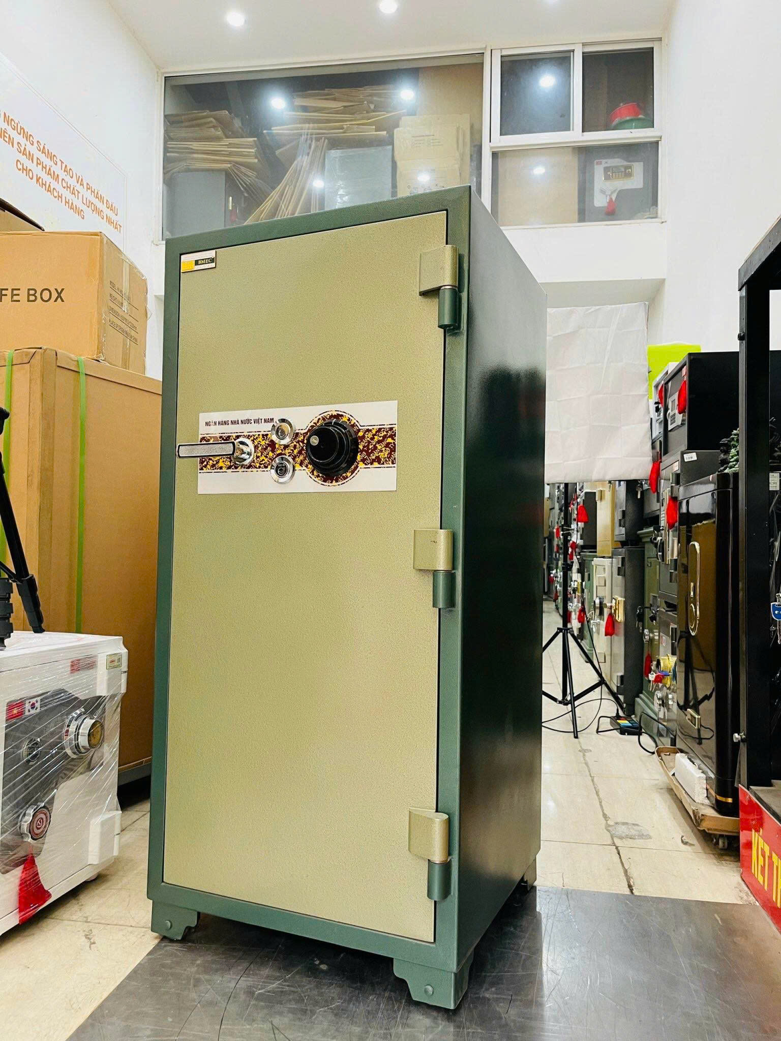 Két sắt ngân hàng cao cấp Bmec KNHSC-K193 cao cấp