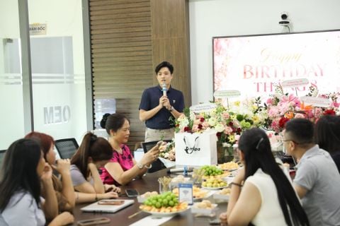 Phúc Long rộn ràng mừng sinh nhật tháng 8 – Chúc mừng Sếp Hường và các CBNV