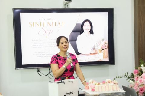 Phúc Long rộn ràng mừng sinh nhật tháng 8 – Chúc mừng Sếp Hường và các CBNV