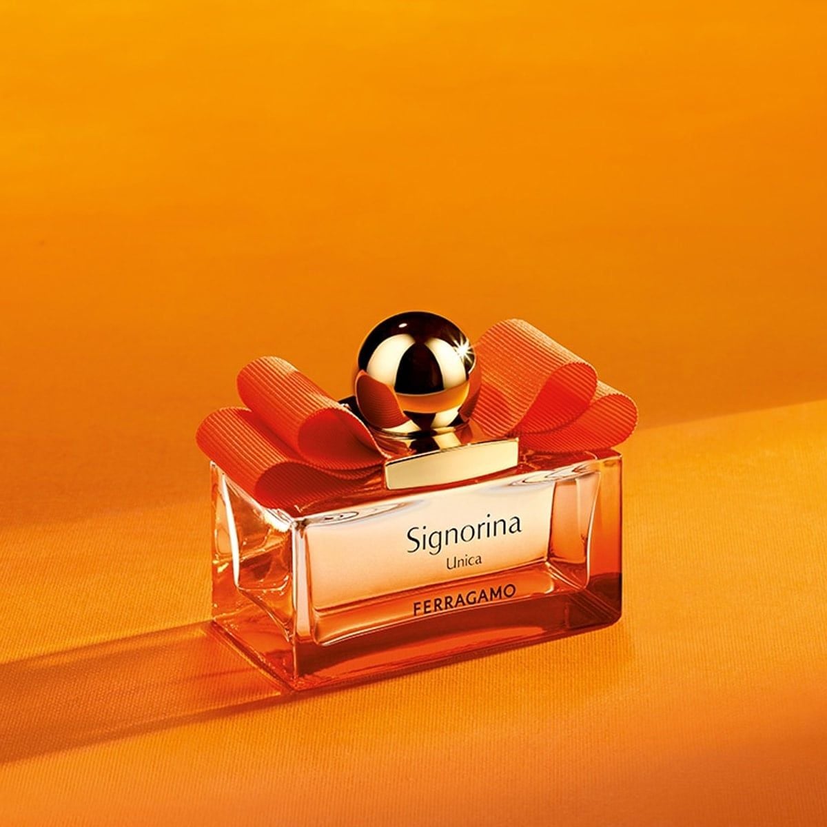  Ferragamo Signorina Unica 