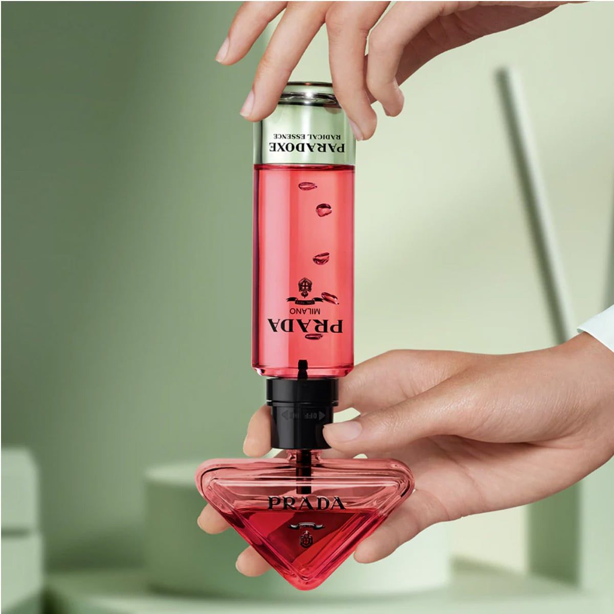  Prada Paradoxe Radical Essence 