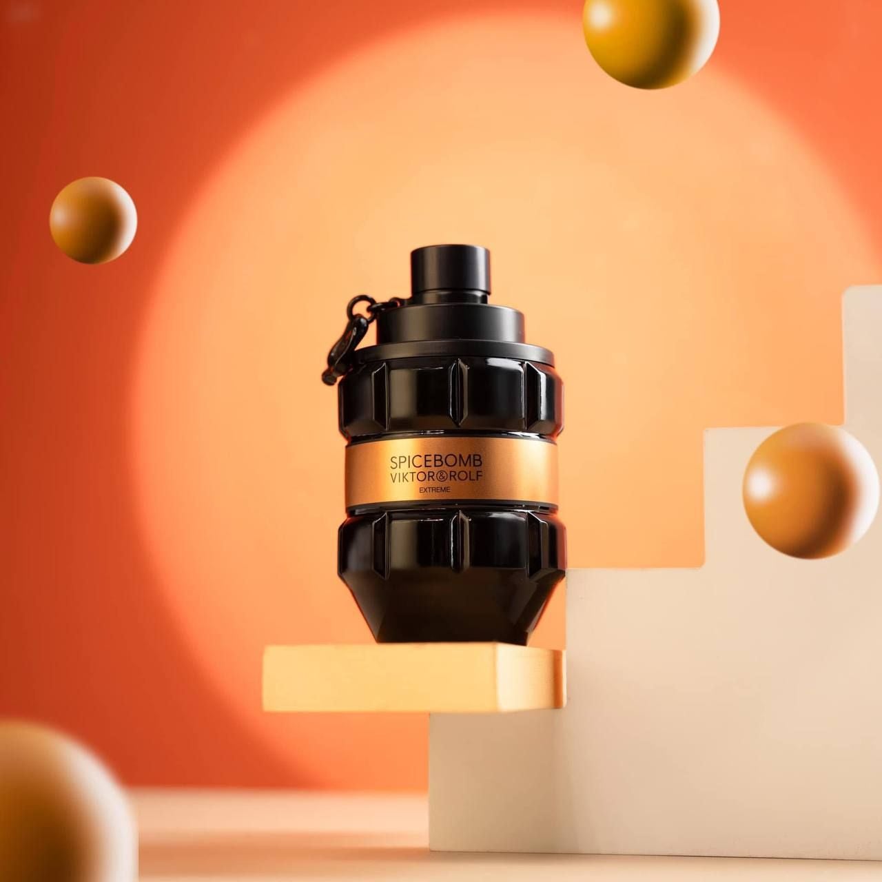  Viktor & Rolf Spicebomb Extreme Pour Homme 