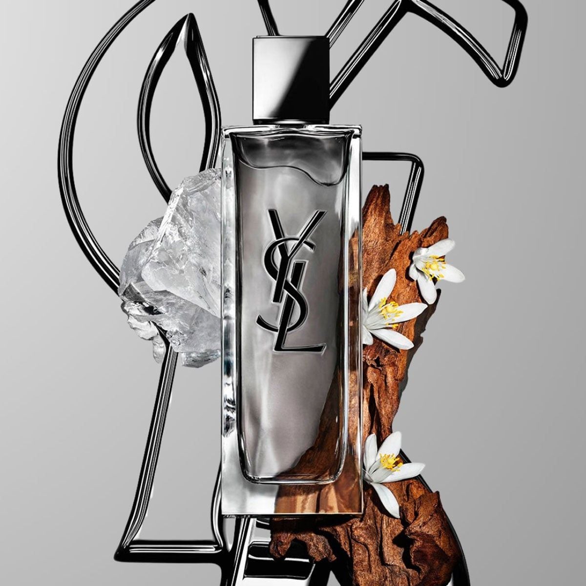  Yves Saint Laurent Myslf Eau de Toilette Intense 