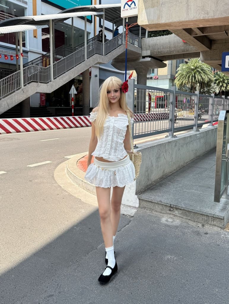  Chân váy dáng ngắn xoè phối ren JANJI - KILLSYSTEM 