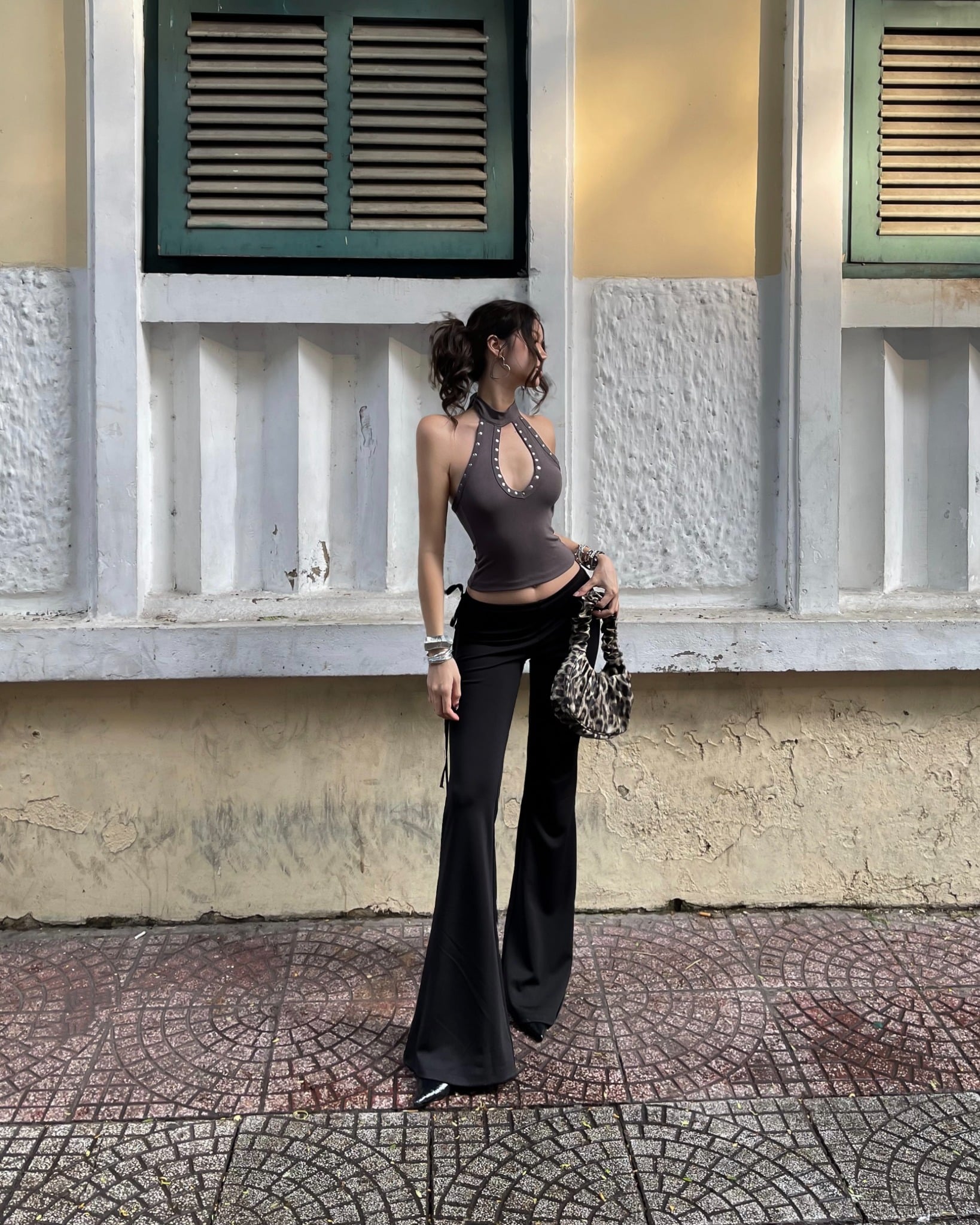  Quần ống loe dài cạp trễ phối dây tôn dáng WANNA - KILLSYSTEM 