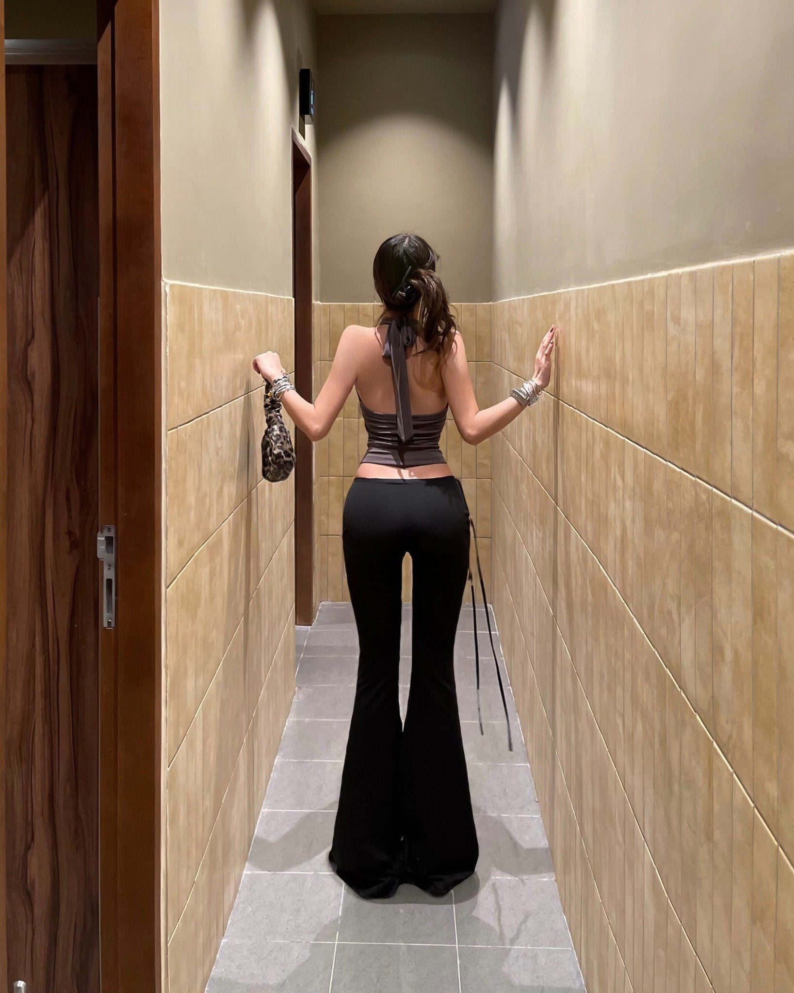  Quần ống loe dài cạp trễ phối dây tôn dáng WANNA - KILLSYSTEM 