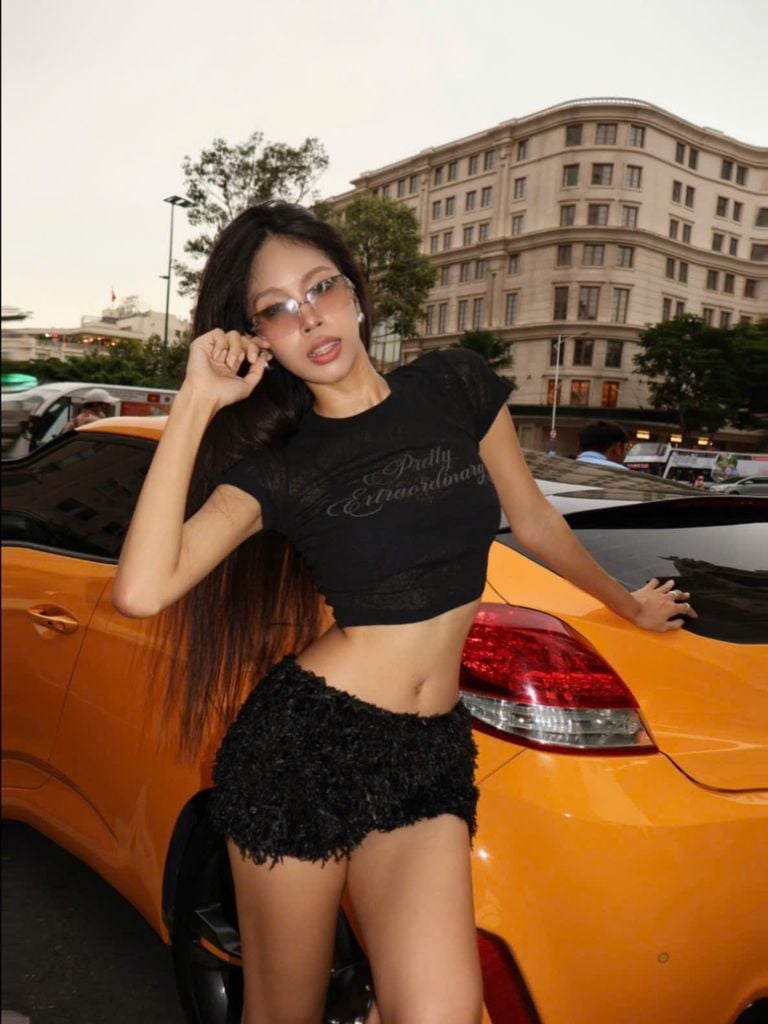  Quần lông vũ đính kim sa HEBE KILL SYSTEM 