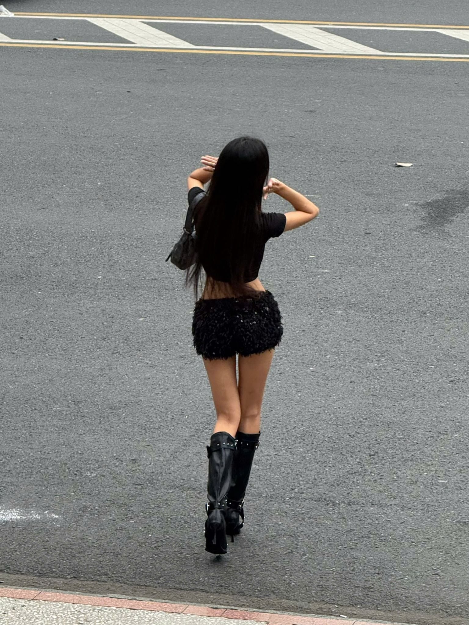  Quần lông vũ đính kim sa HEBE KILL SYSTEM 