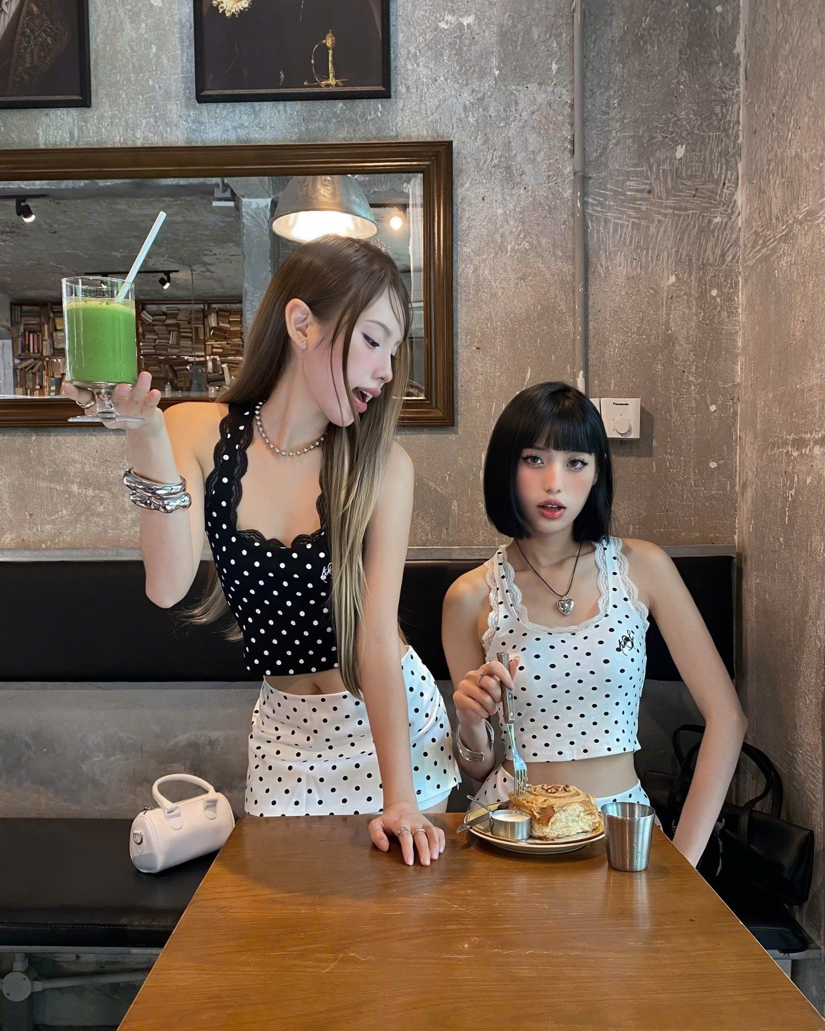  Áo ba lỗ phối ren chấm bi MARIEN -KILLSYSTEM 