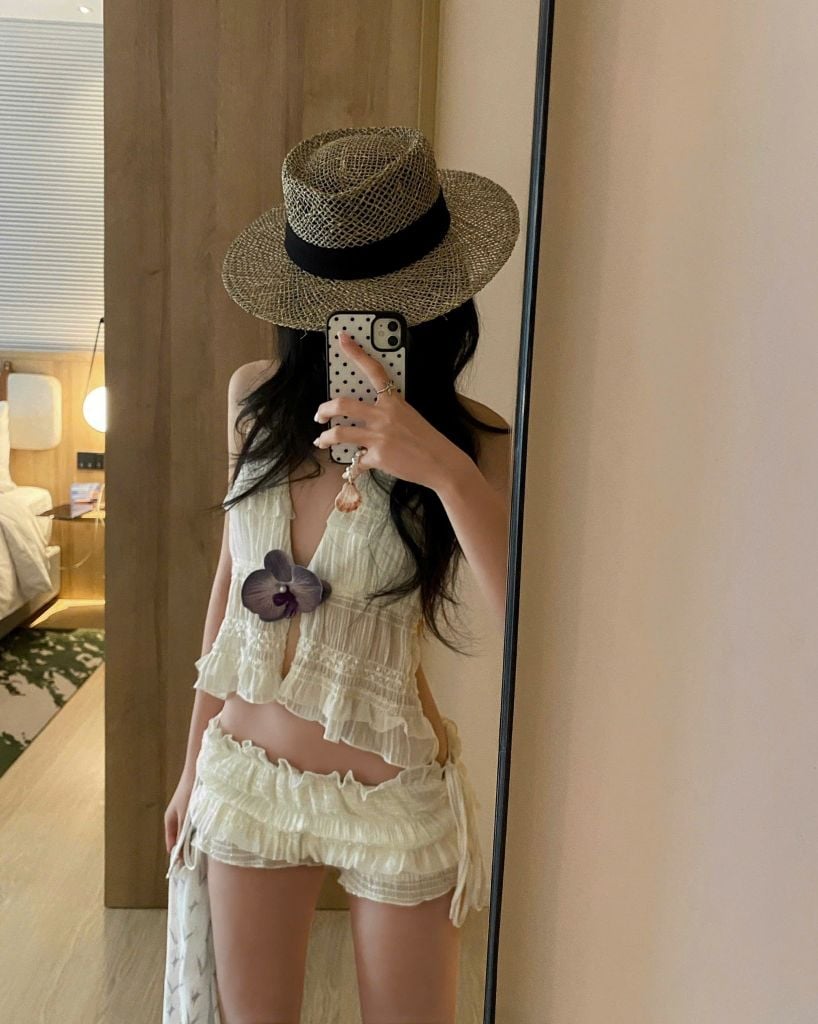  Áo cổ yếm hở lưng voan nhúng GLOWNY - KILL SYSTEM 