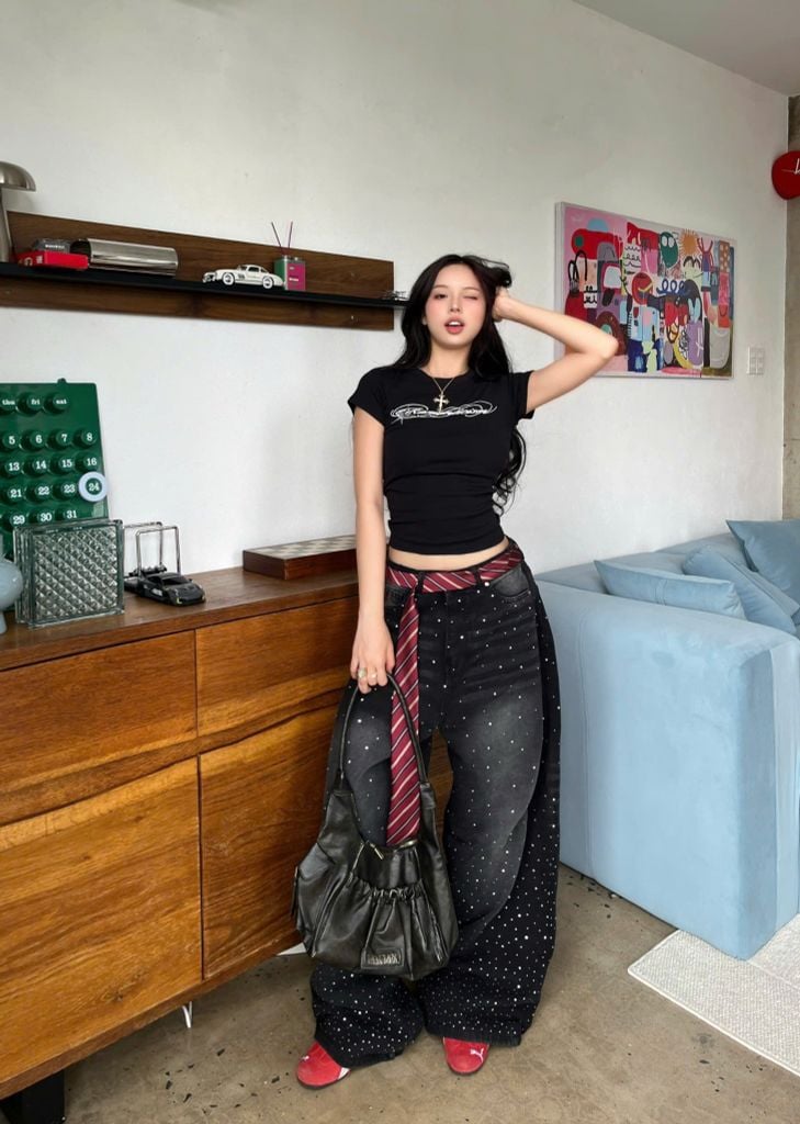  Quần jeans đính đá lấp lánh 2 mặt YIYI - KILL SYSTEM 