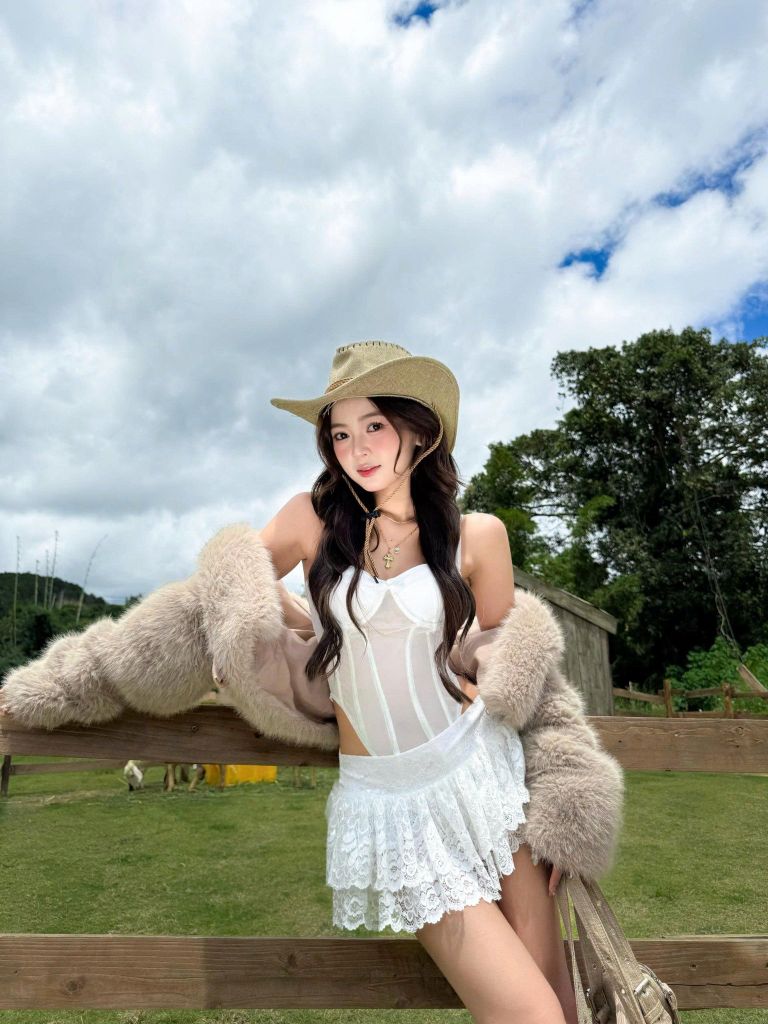  Chân váy ren ngắn cạp thấp 2 tầng YELI - KILL SYSTEM 