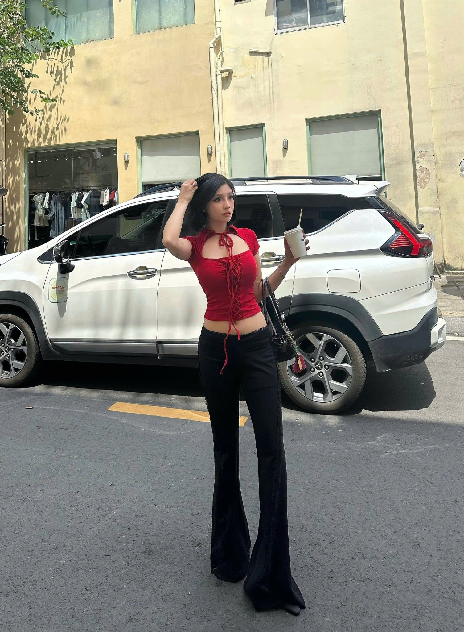  Quần ống loe dài cạp trễ phối ren tôn dáng SALDO - KILLSYSTEM 