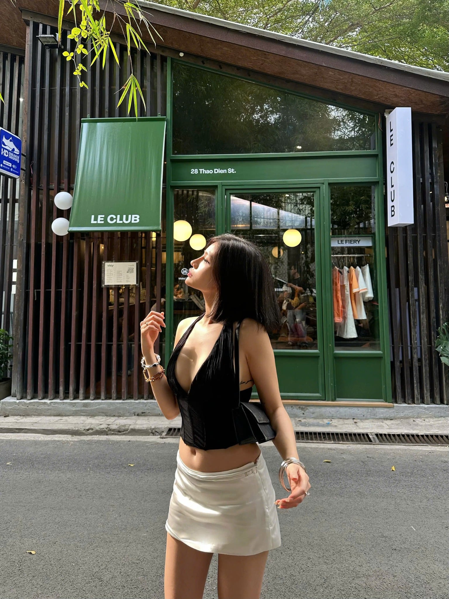  Chân váy lụa ngắn chữ a QUEENCI - KILLSYSTEM 