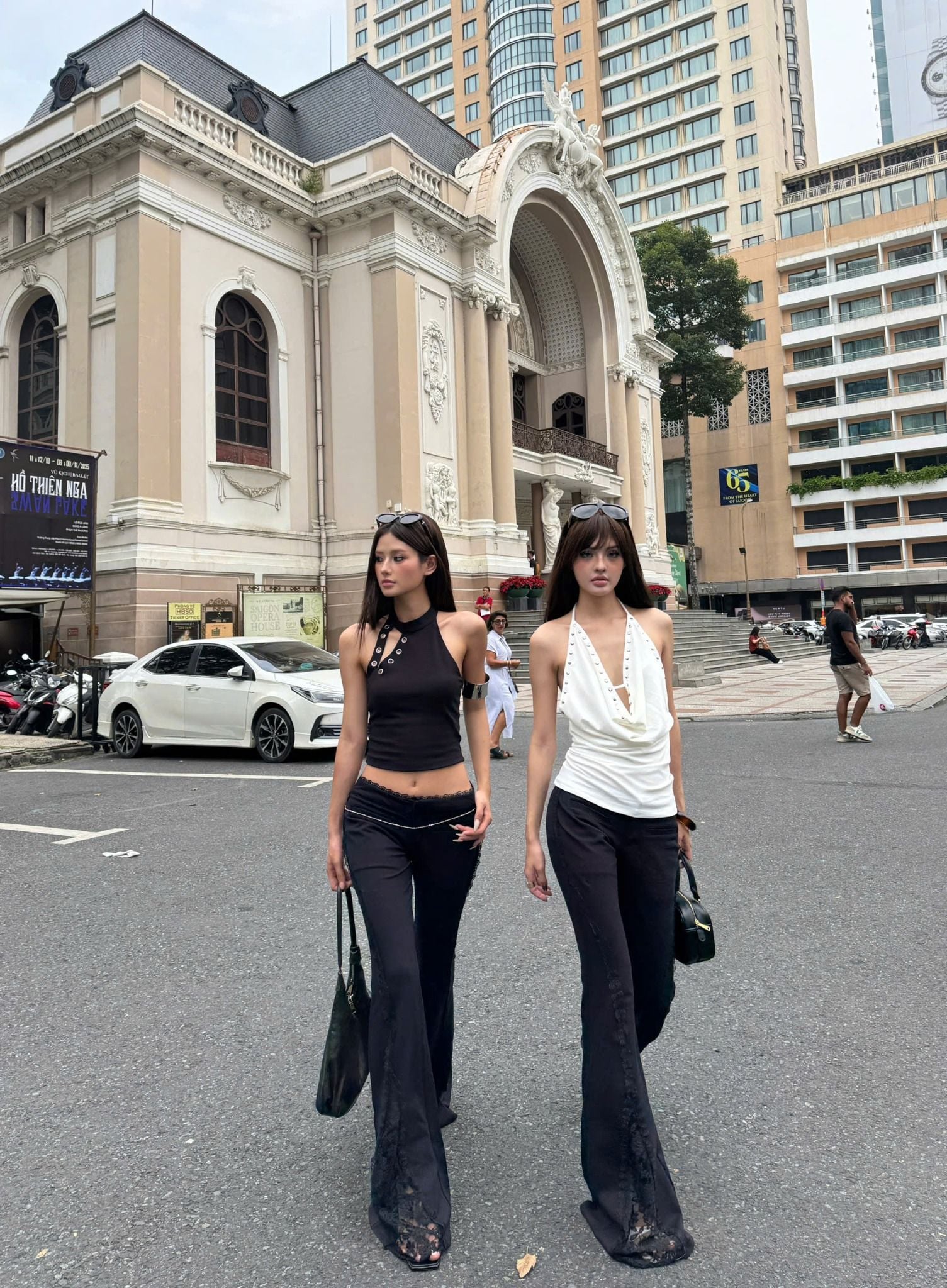  Áo cổ yếm khoét mắt cáo ôm body tôn dáng OSHANI - KILLSYSTEM 