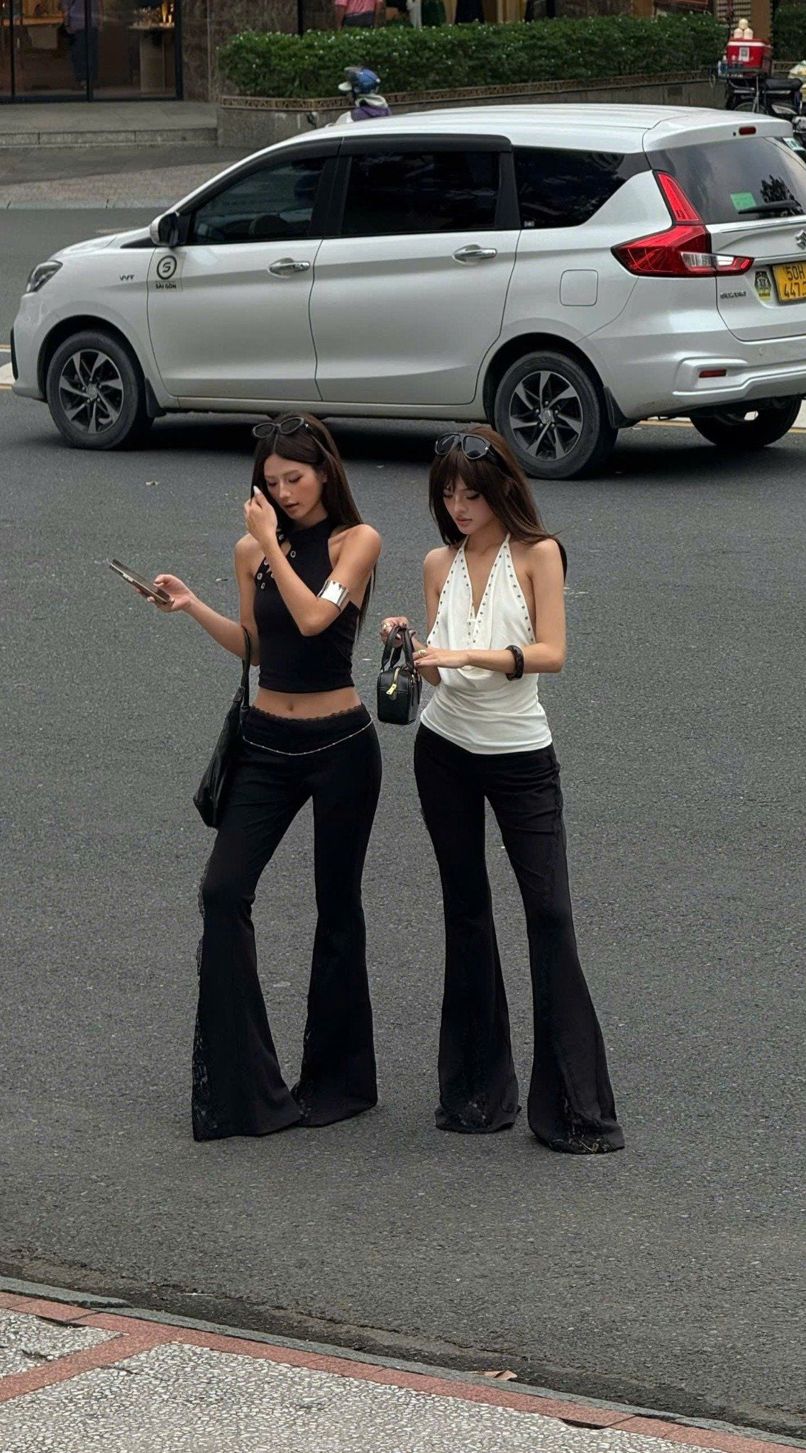  Áo yếm cổ đổ hở lưng AFFAIR - KILLSYSTEM 