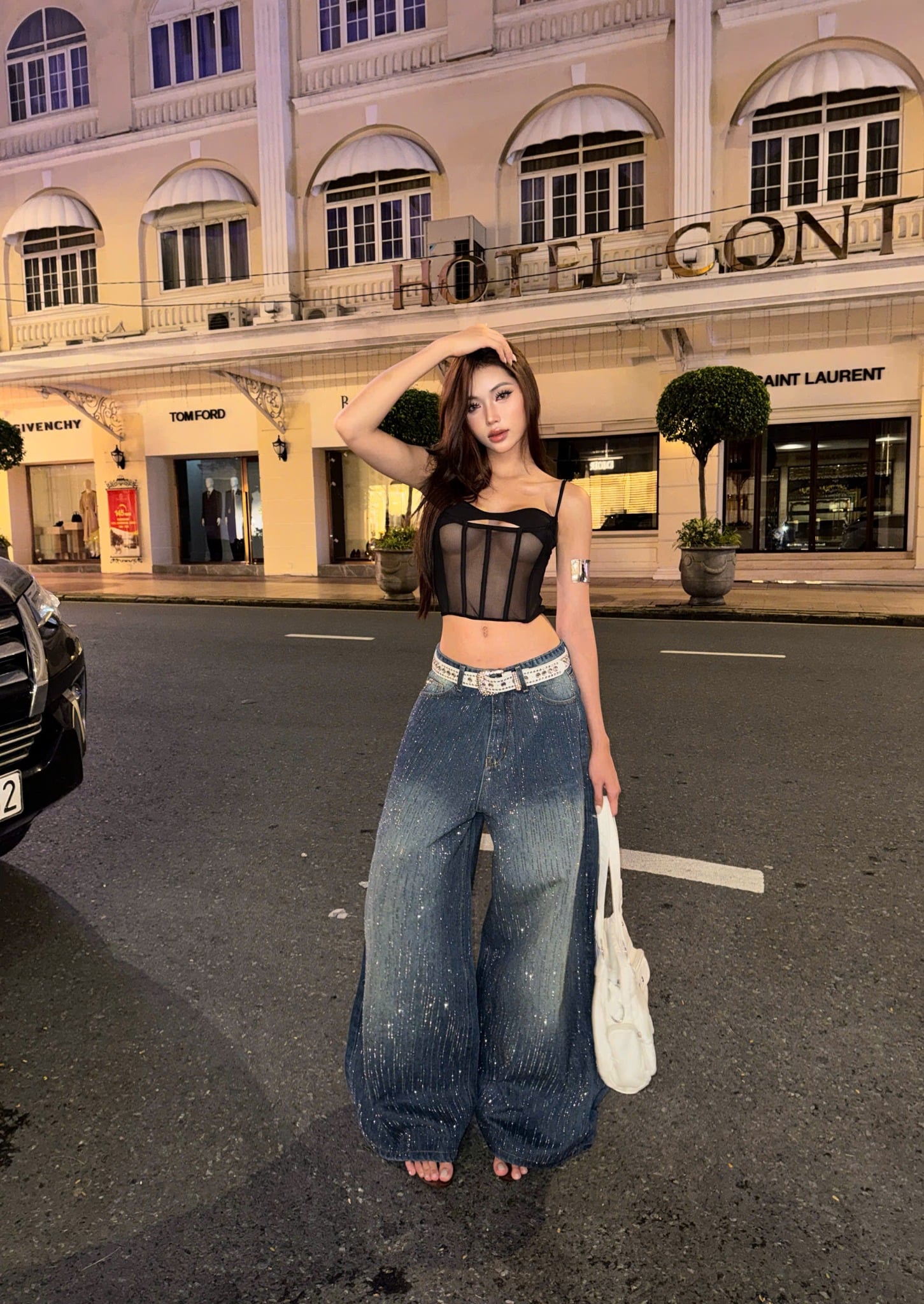  Quần jeans đính đá siêu lấp lánh MANTRA - KILLSYSTEM 