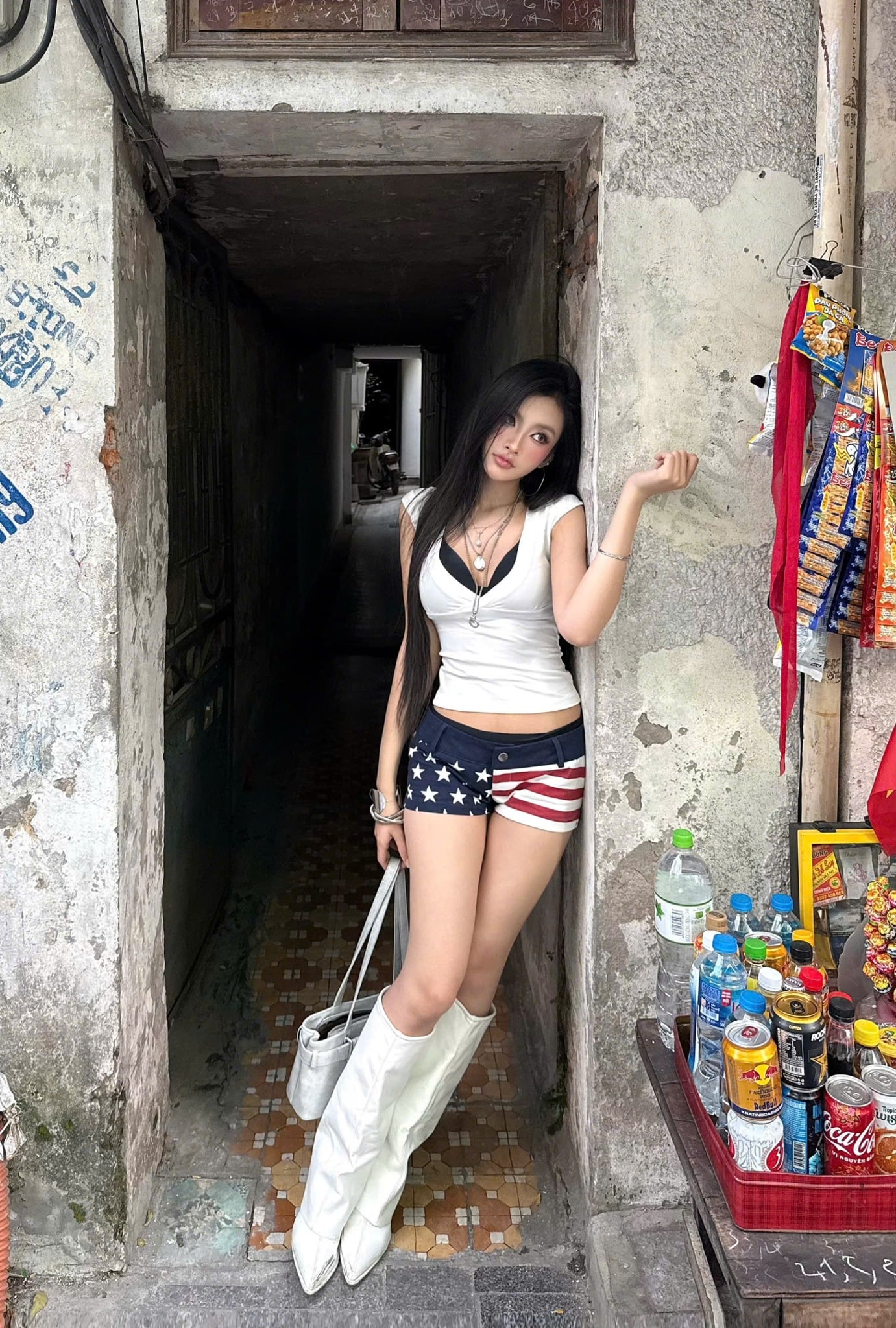  Áo thun cổ tim ôm body tôn dáng KATSBI - KILL SYSTEM 