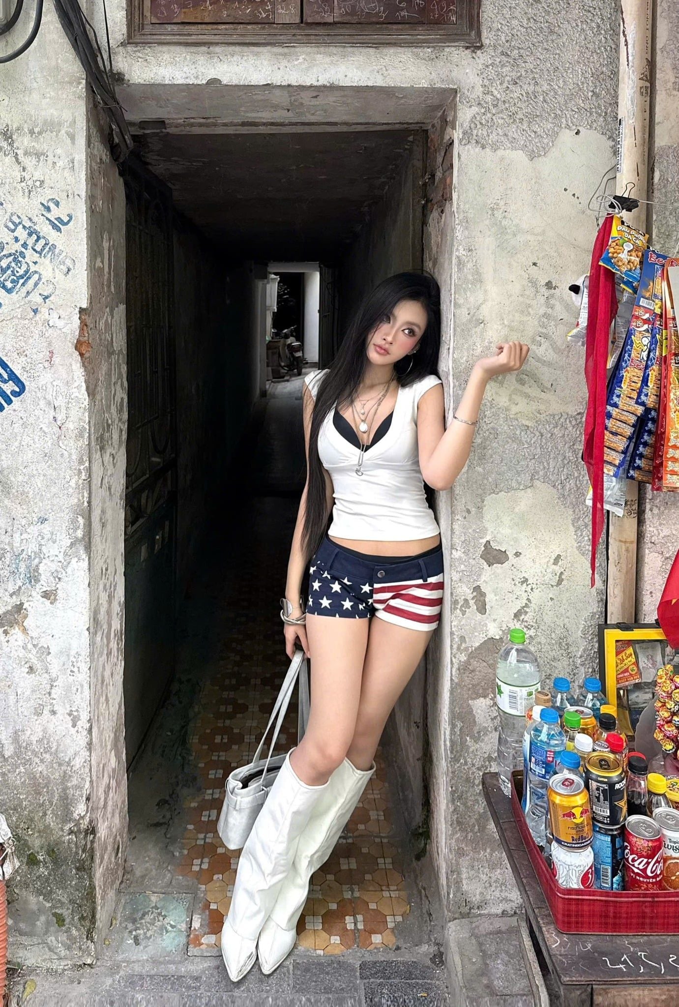  Áo thun cổ tim ôm body tôn dáng KATSBI - KILL SYSTEM 