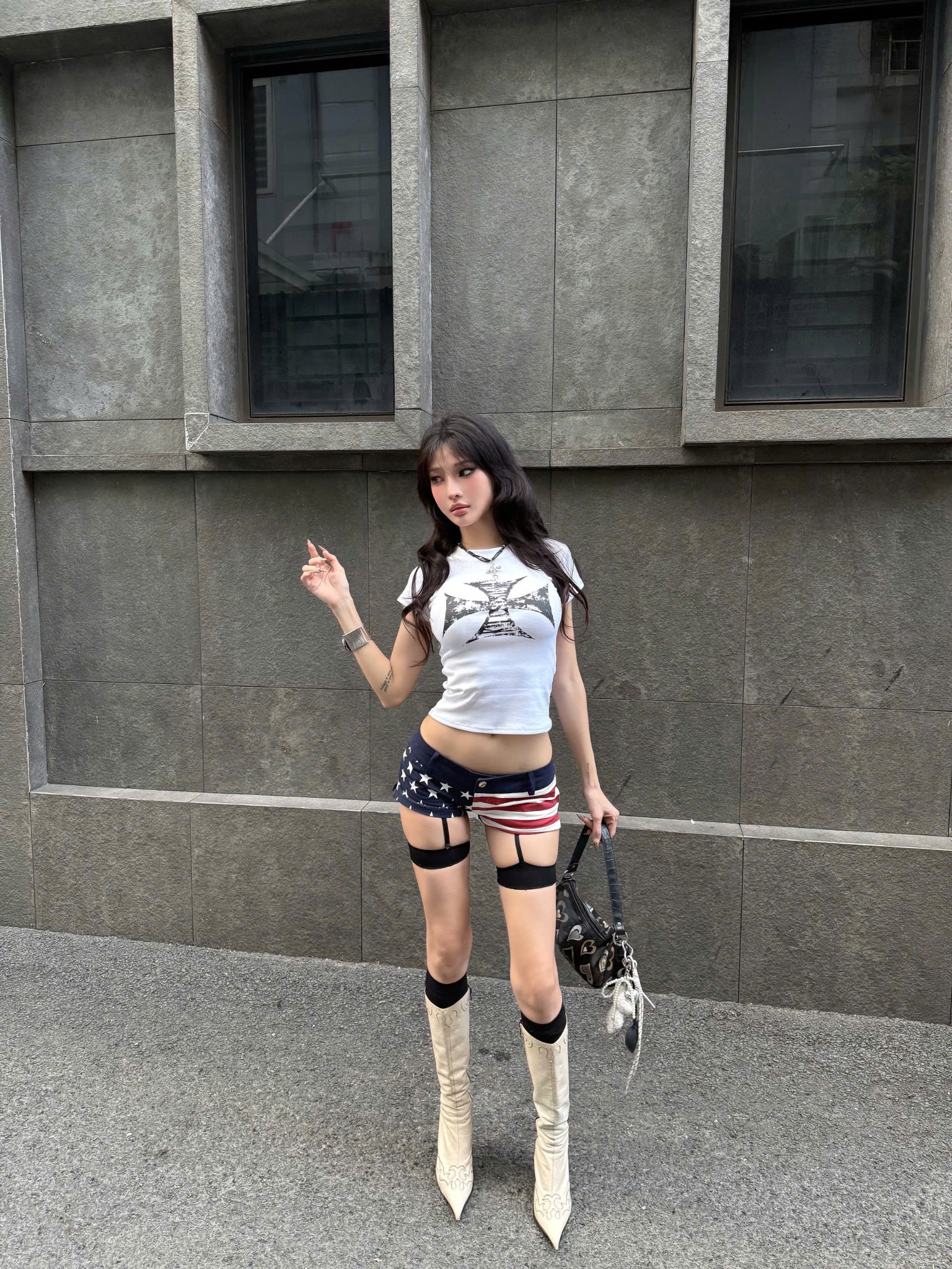  Áo thun co giãn ôm body in hình HERIOT - KILLSYSTEM 