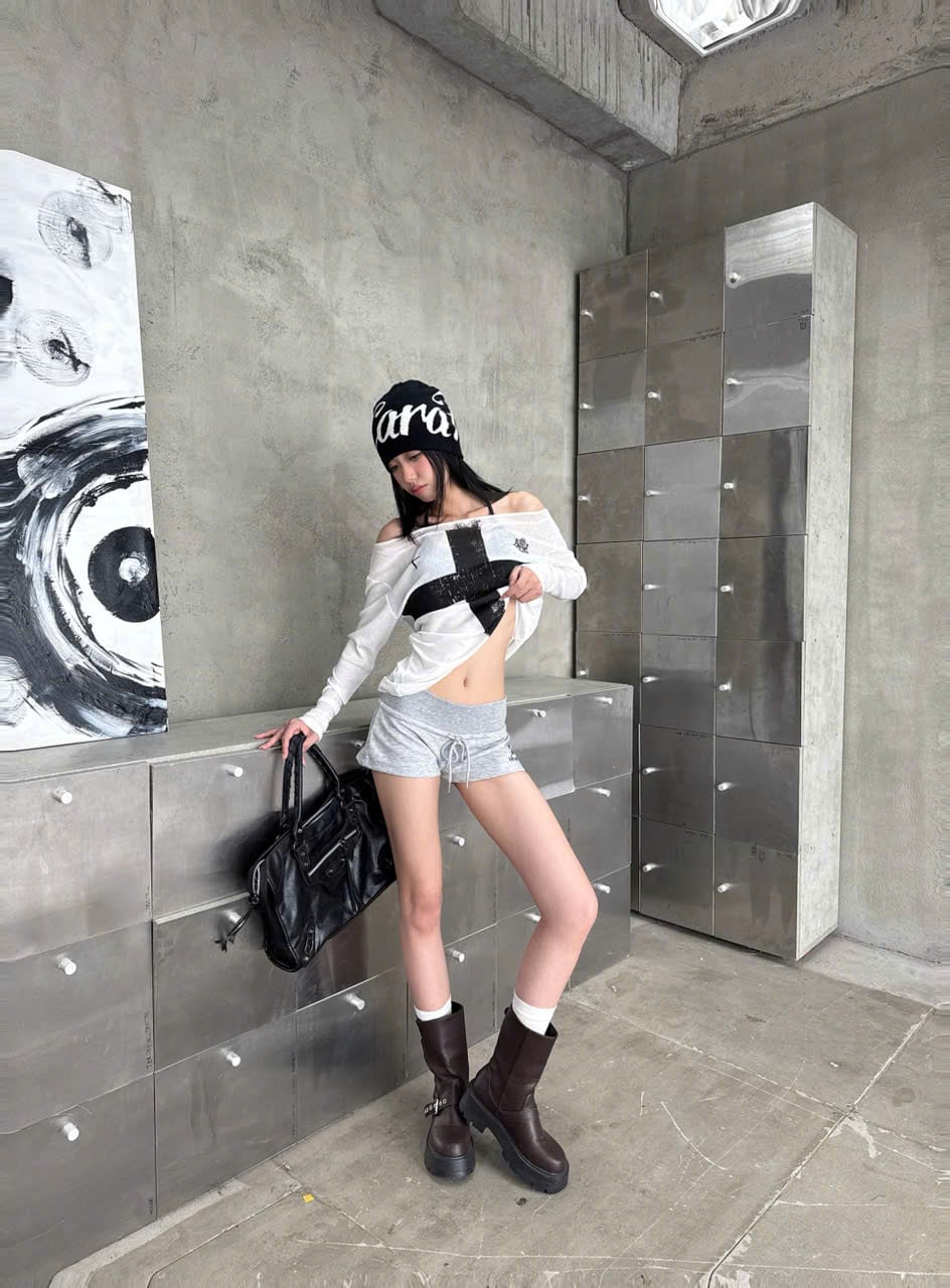  Quần short nỉ cạp trễ in nhũ SUPER STAR - KILLSYSTEM 