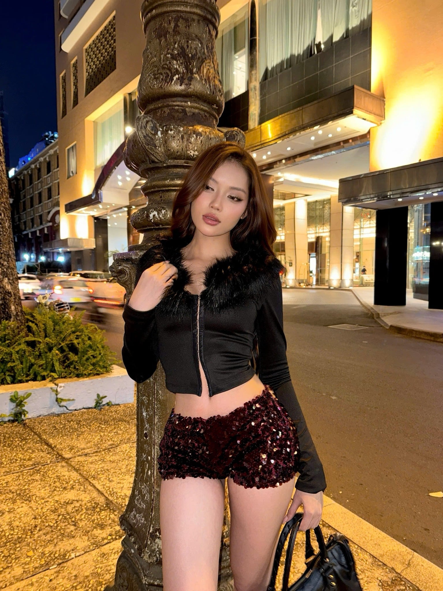  Áo cổ V phối lông tay dài siêu ôm FINE GIRL - KILL SYSTEM 