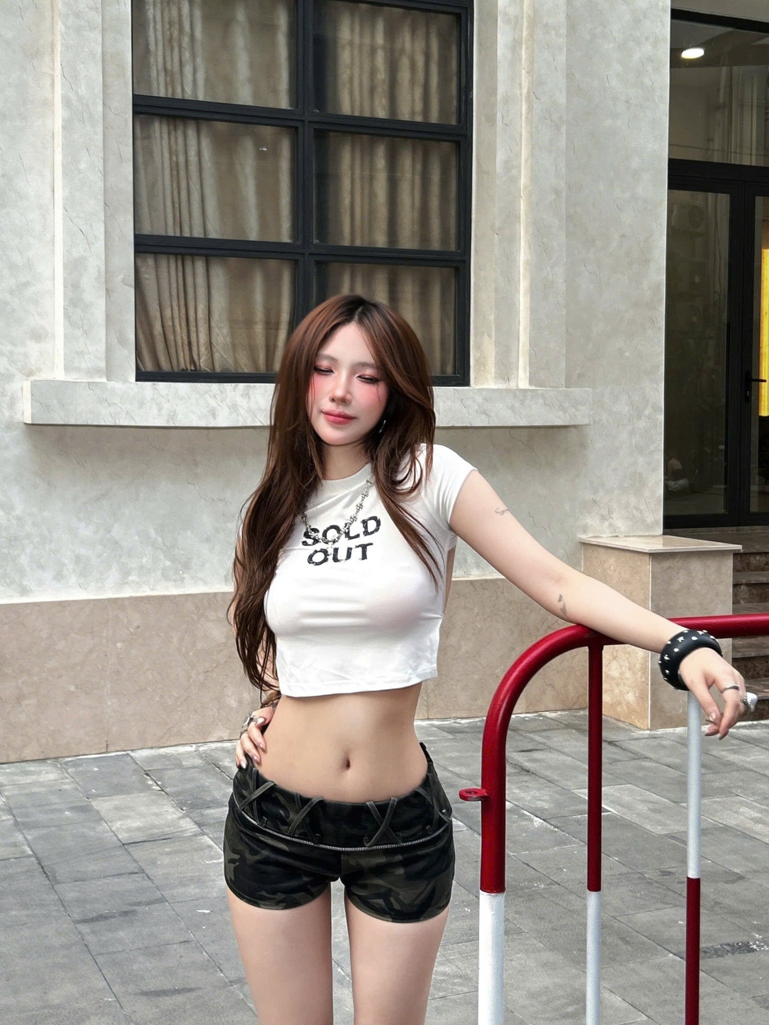  Áo thun croptop ôm body hở lưng SOLD OUT - KILLSYSTEM 