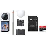  Insta360 One X6 Essentials Bundle 