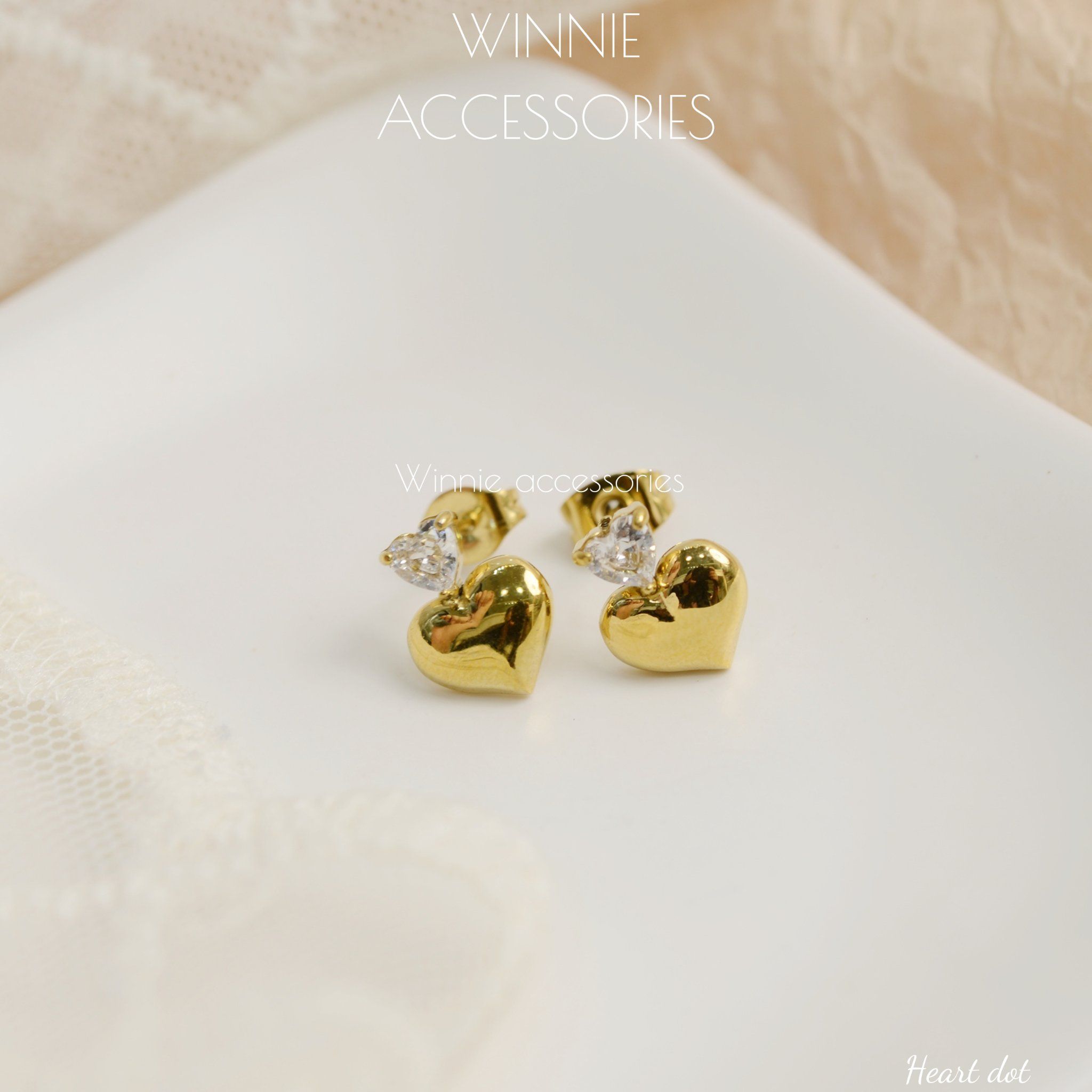  Hoa tai Titan Heart Dot 