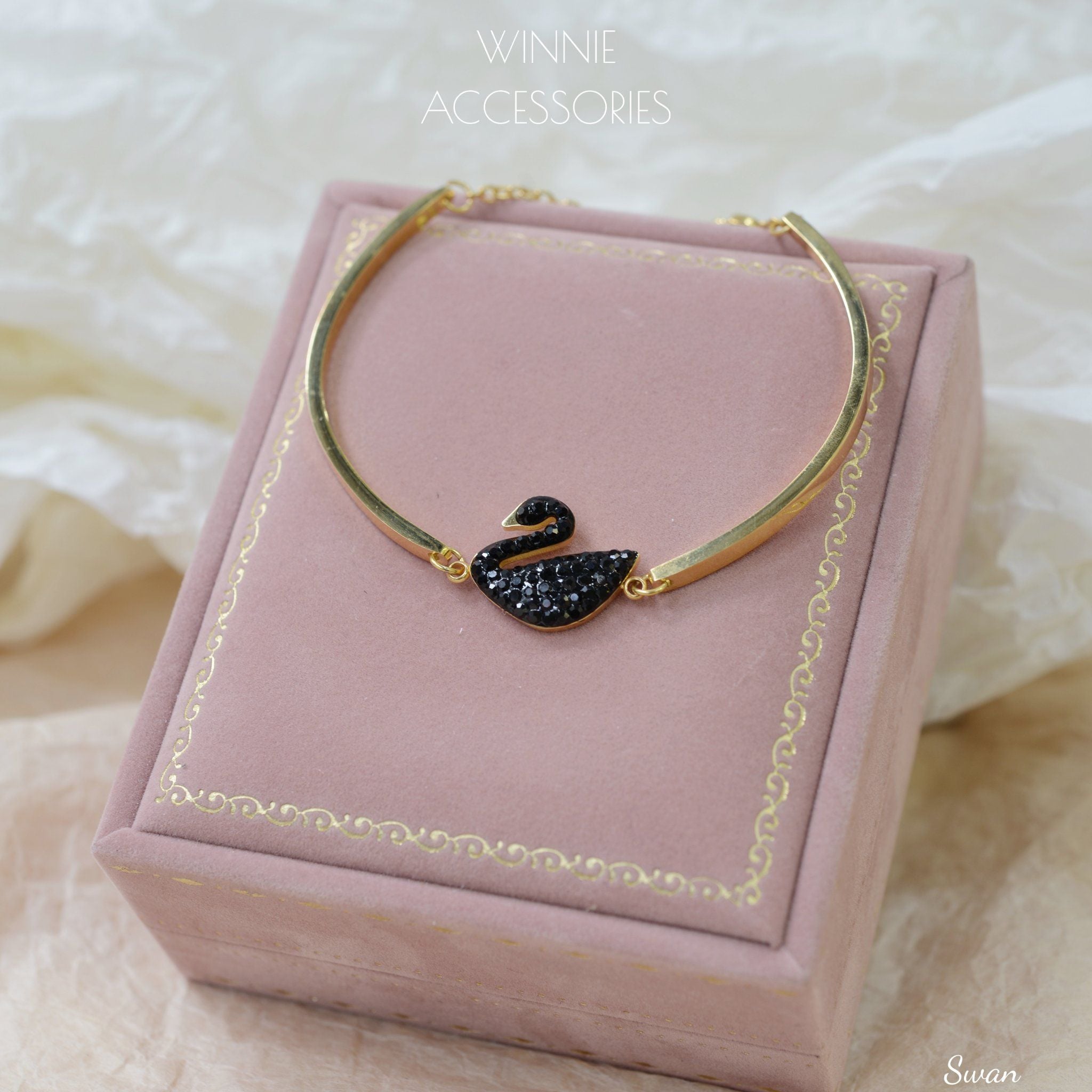  Lắc tay Titan Swan 