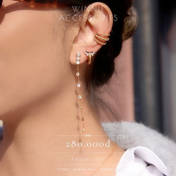  Hoa tai Titan Tassel dot 